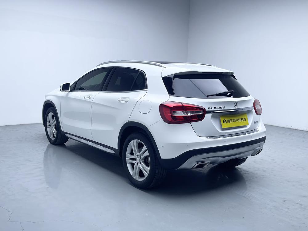 Mercedes-Benz Mercedes-Benz GLA