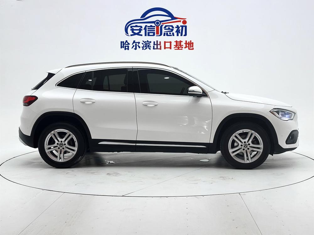 Mercedes-Benz Mercedes-Benz GLA