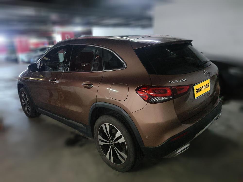 Mercedes-Benz Mercedes-Benz GLA
