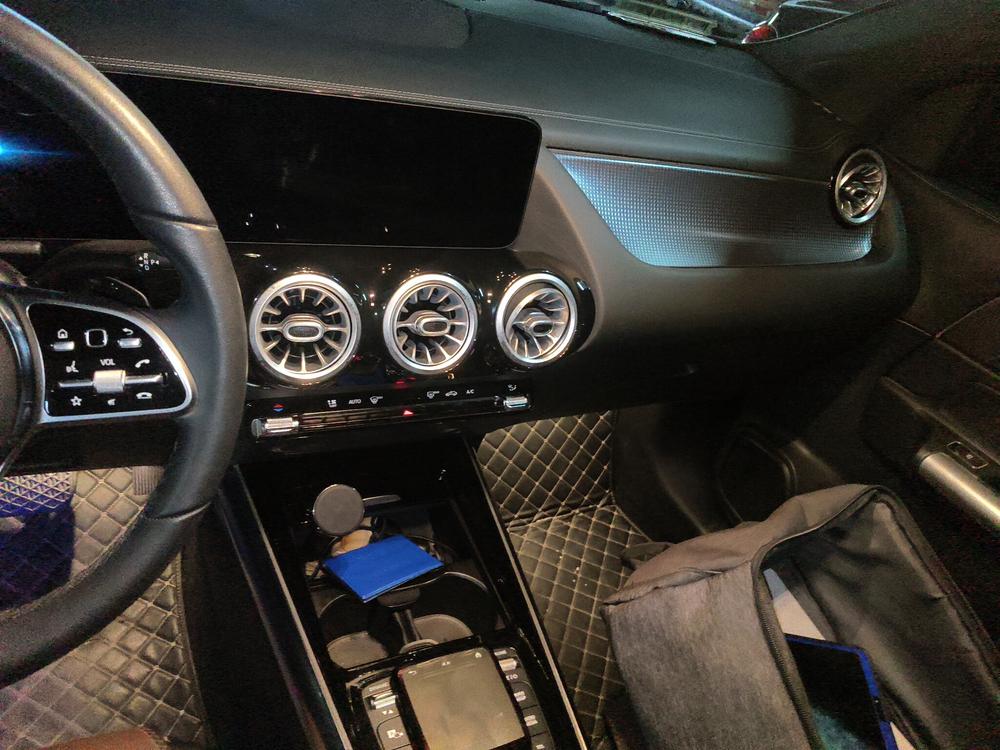 Mercedes-Benz Mercedes-Benz GLA