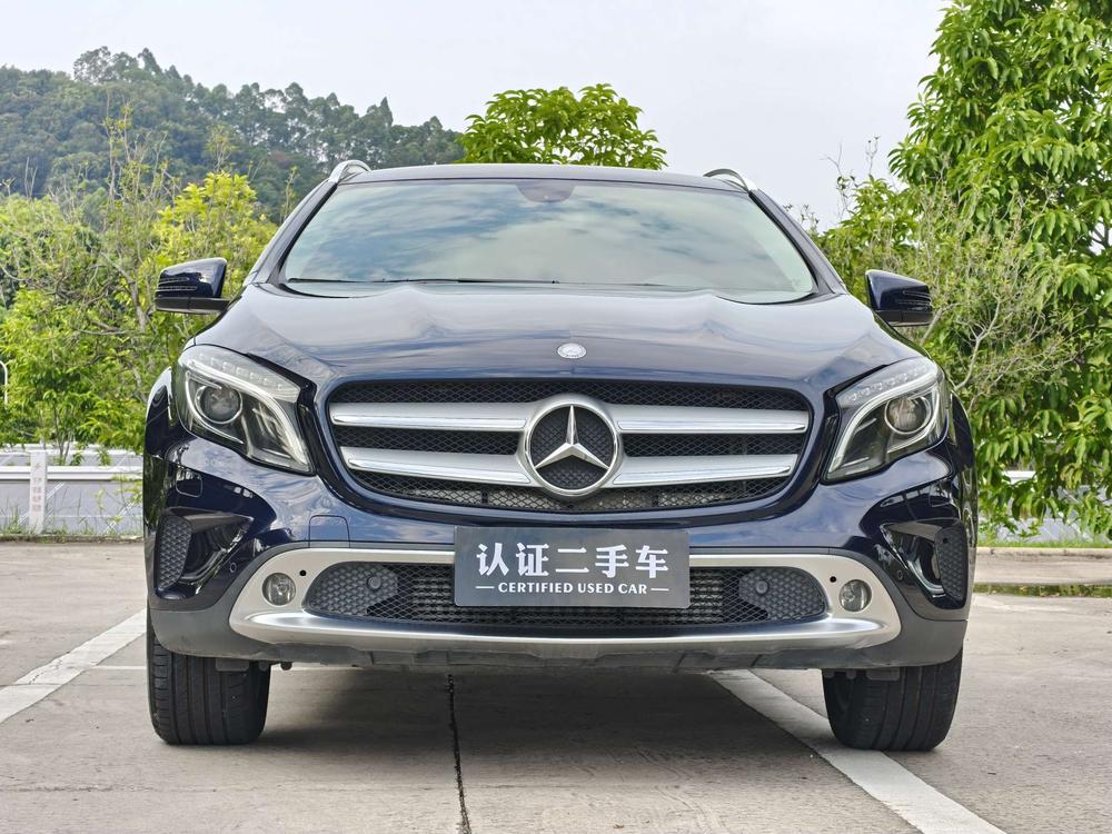 Mercedes-Benz Mercedes-Benz GLA