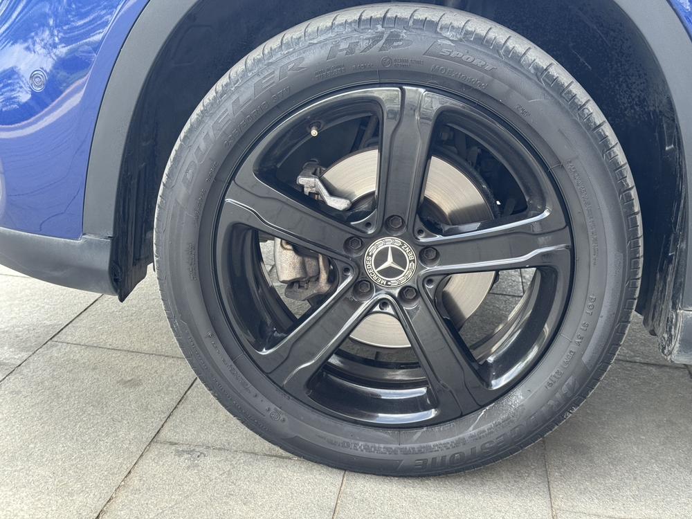 Mercedes-Benz Mercedes-Benz GLA
