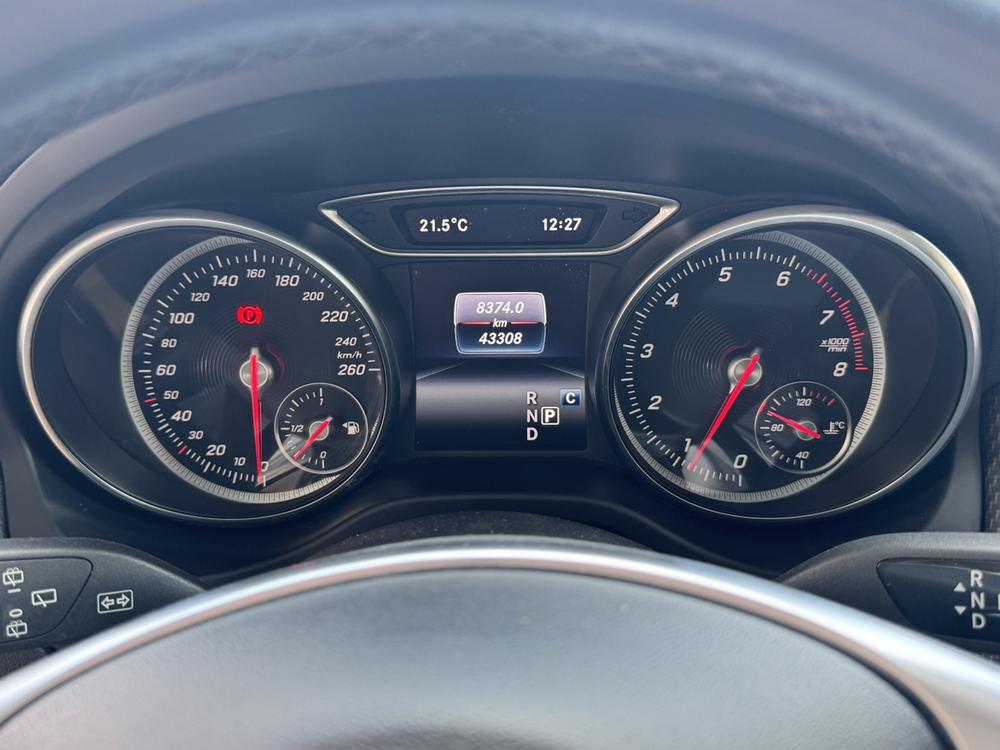 Mercedes-Benz Mercedes-Benz GLA