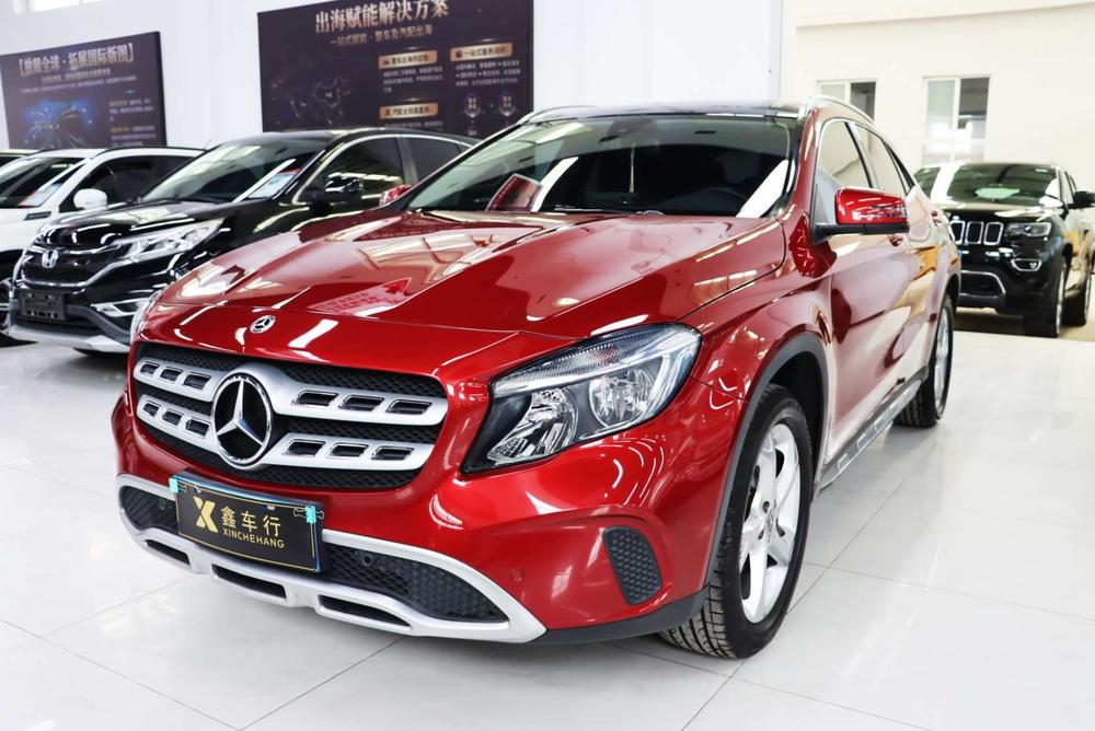 Mercedes-Benz Mercedes-Benz GLA