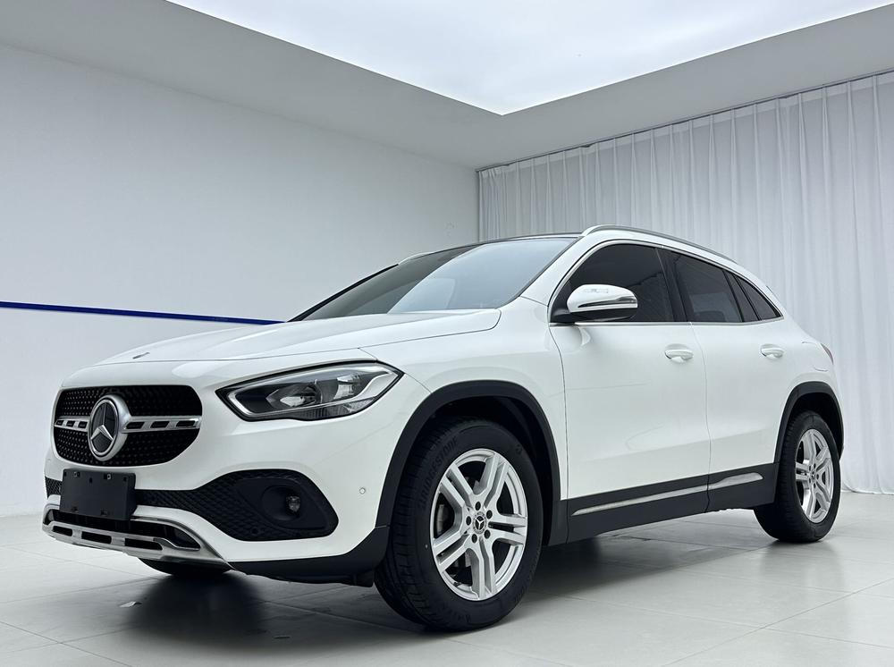 Mercedes-Benz Mercedes-Benz GLA