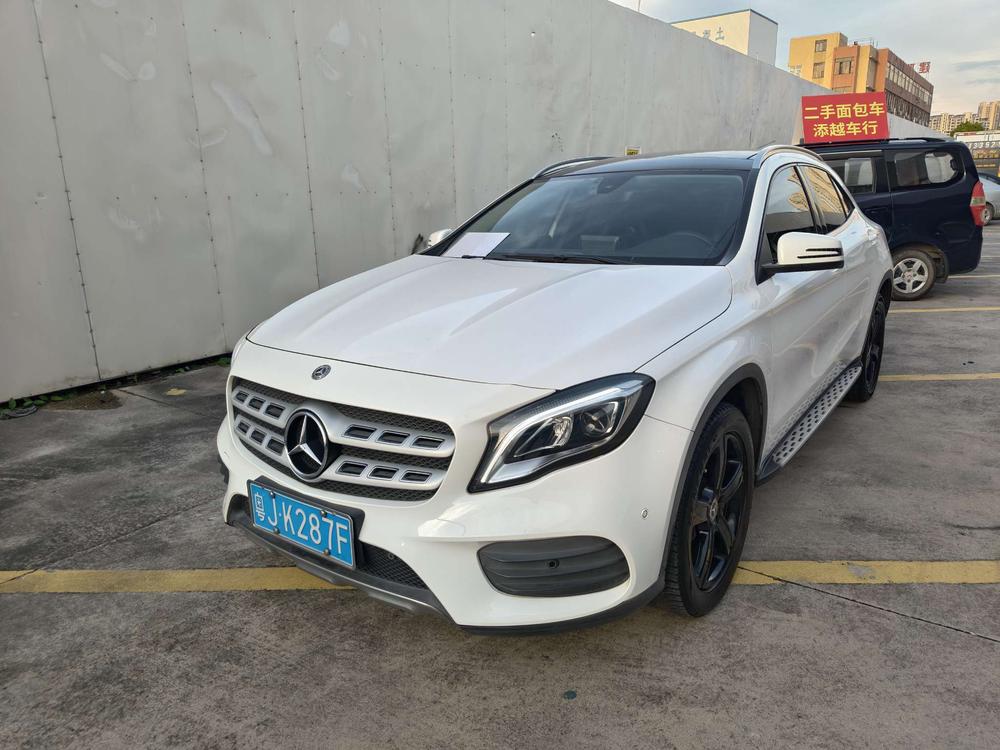 Mercedes-Benz Mercedes-Benz GLA