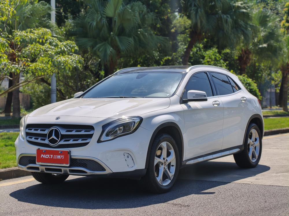 Mercedes-Benz Mercedes-Benz GLA