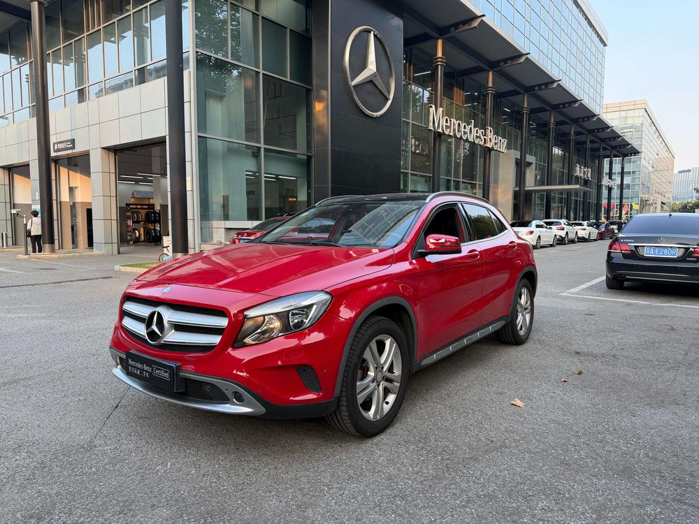 Mercedes-Benz Mercedes-Benz GLA