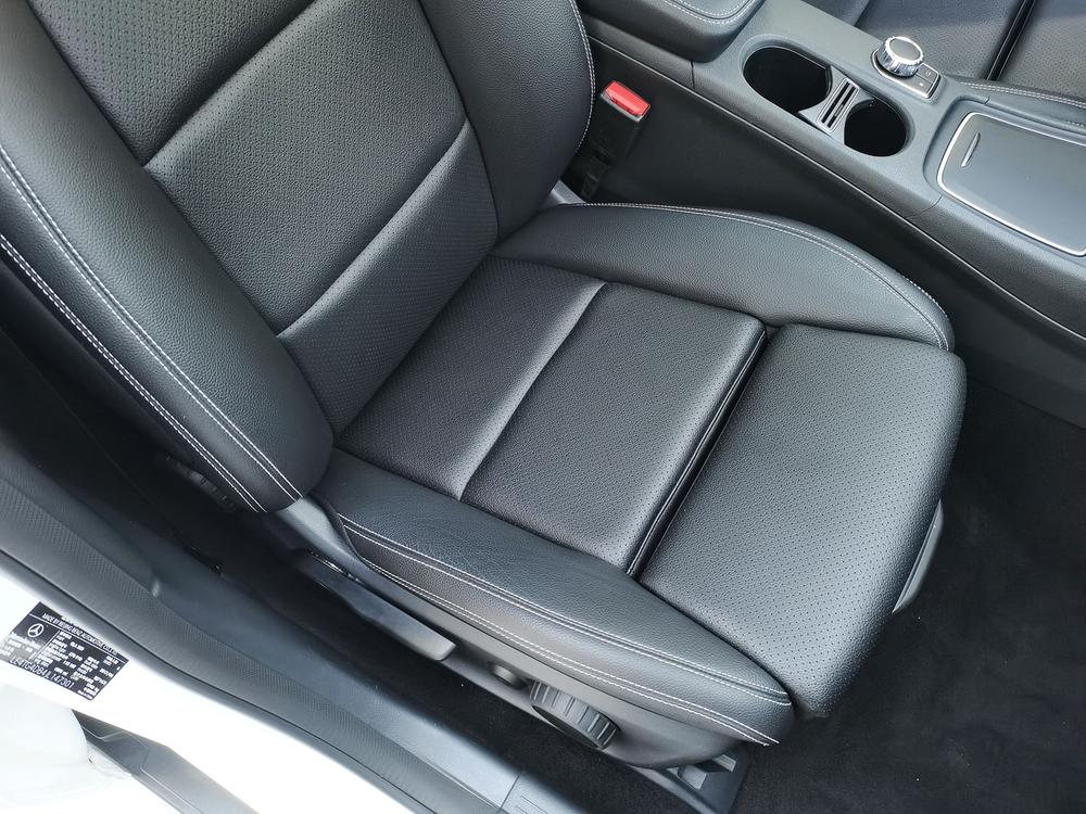 Mercedes-Benz Mercedes-Benz GLA
