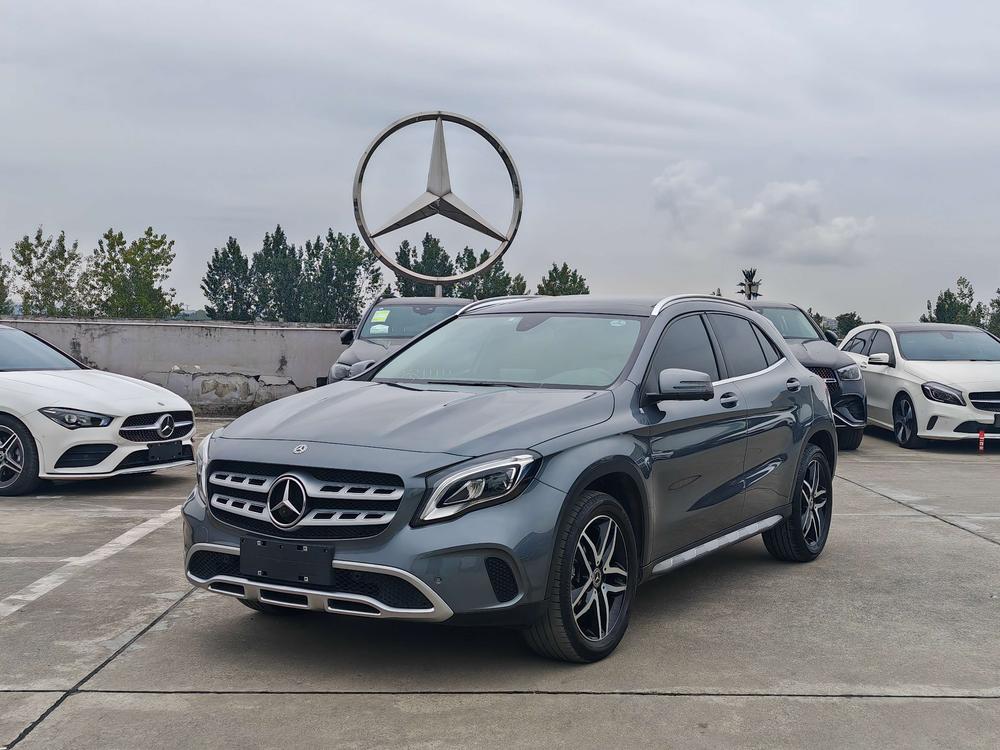 Mercedes-Benz Mercedes-Benz GLA