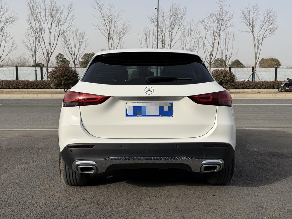 Mercedes-Benz Mercedes-Benz GLA