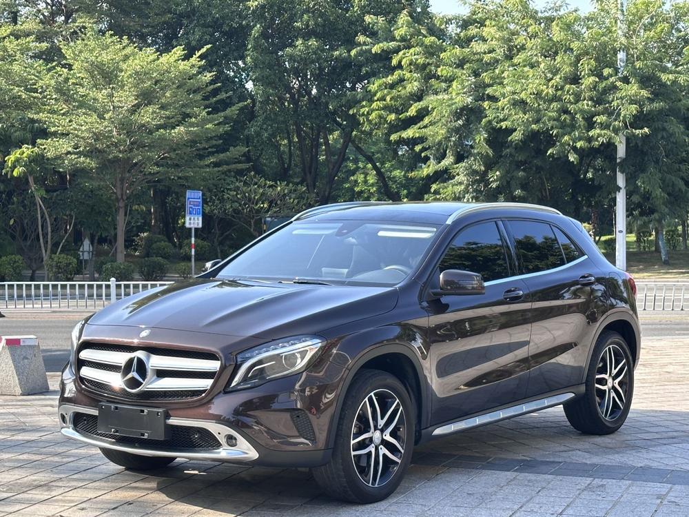 Mercedes-Benz Mercedes-Benz GLA
