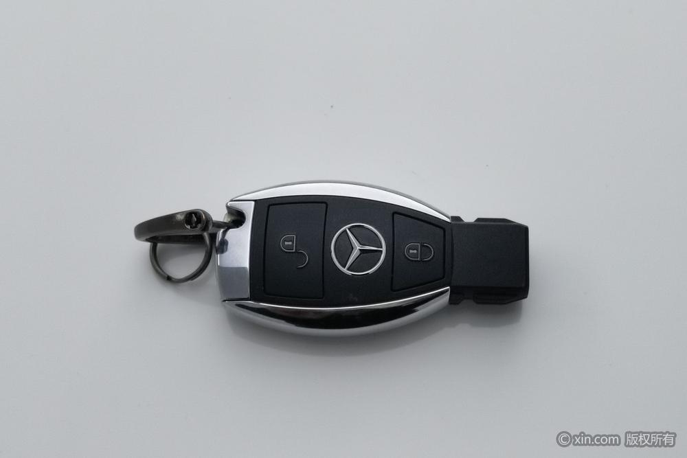 Mercedes-Benz Mercedes-Benz GLA