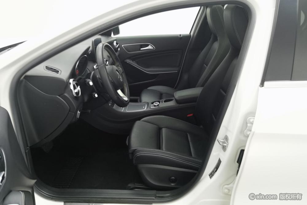 Mercedes-Benz Mercedes-Benz GLA