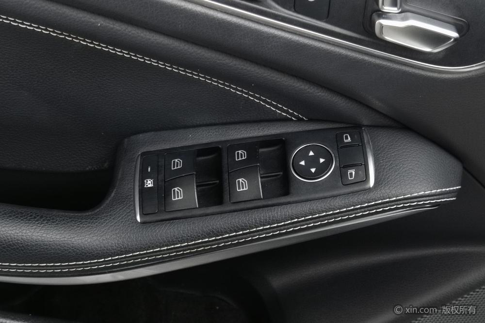 Mercedes-Benz Mercedes-Benz GLA