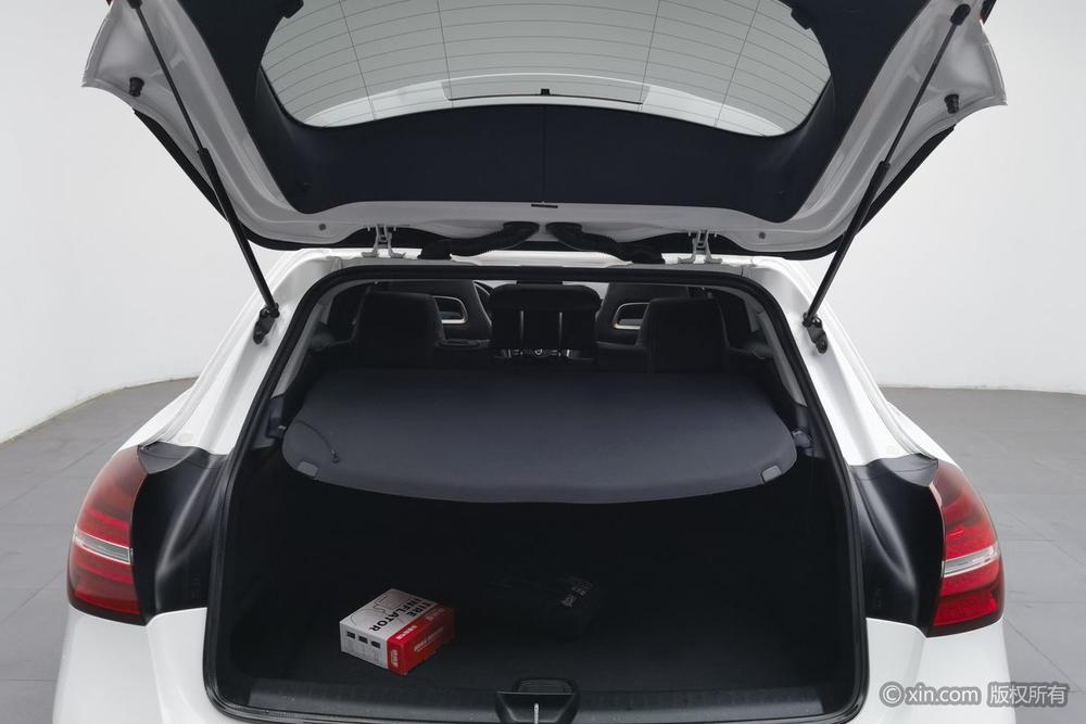 Mercedes-Benz Mercedes-Benz GLA
