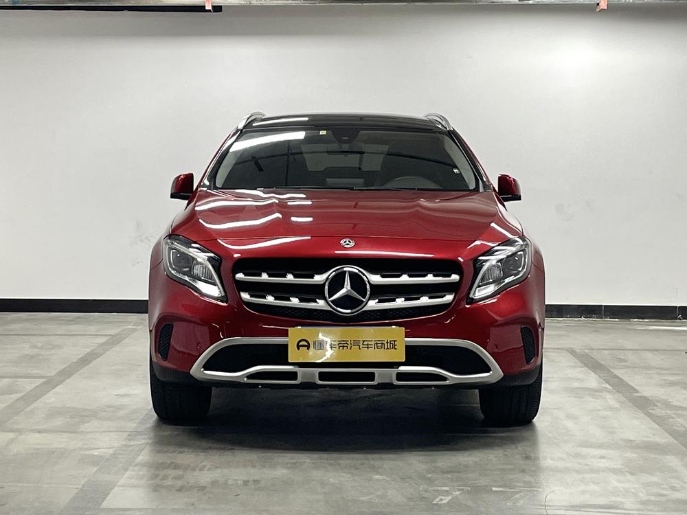 Mercedes-Benz Mercedes-Benz GLA