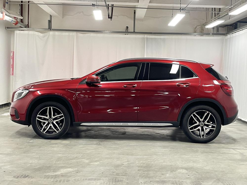Mercedes-Benz Mercedes-Benz GLA