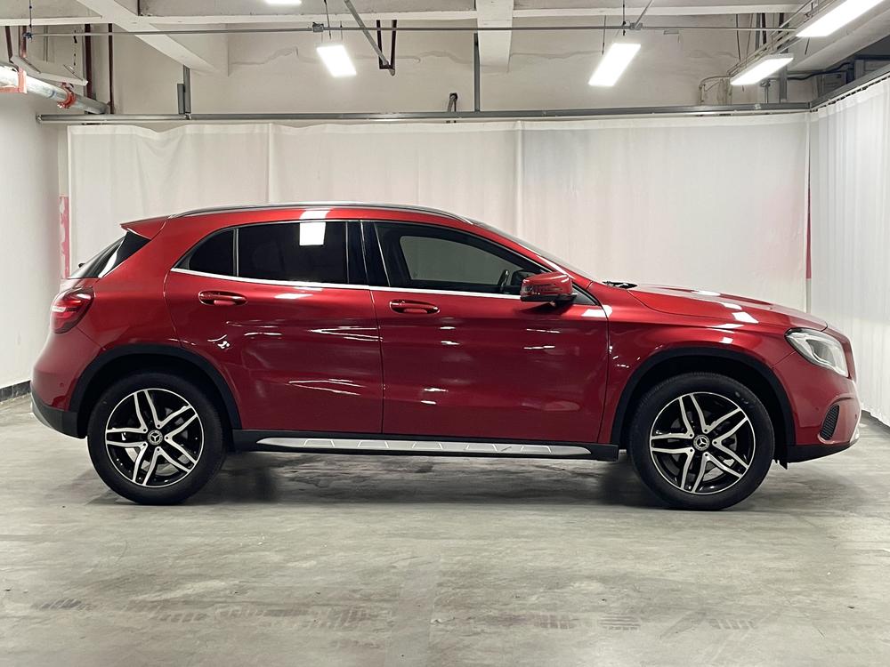 Mercedes-Benz Mercedes-Benz GLA