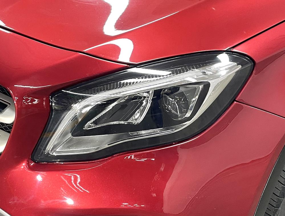 Mercedes-Benz Mercedes-Benz GLA