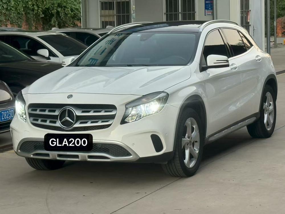 Mercedes-Benz Mercedes-Benz GLA