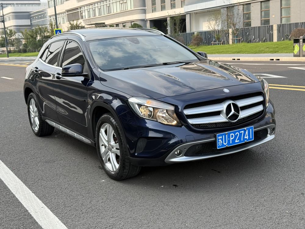 Mercedes-Benz Mercedes-Benz GLA