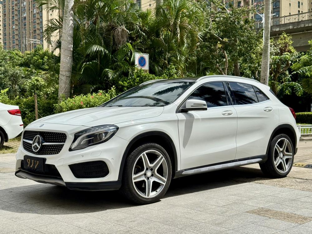 Mercedes-Benz Mercedes-Benz GLA