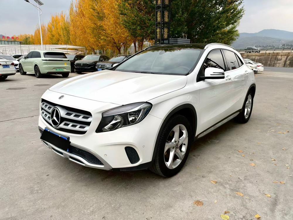 Mercedes-Benz Mercedes-Benz GLA