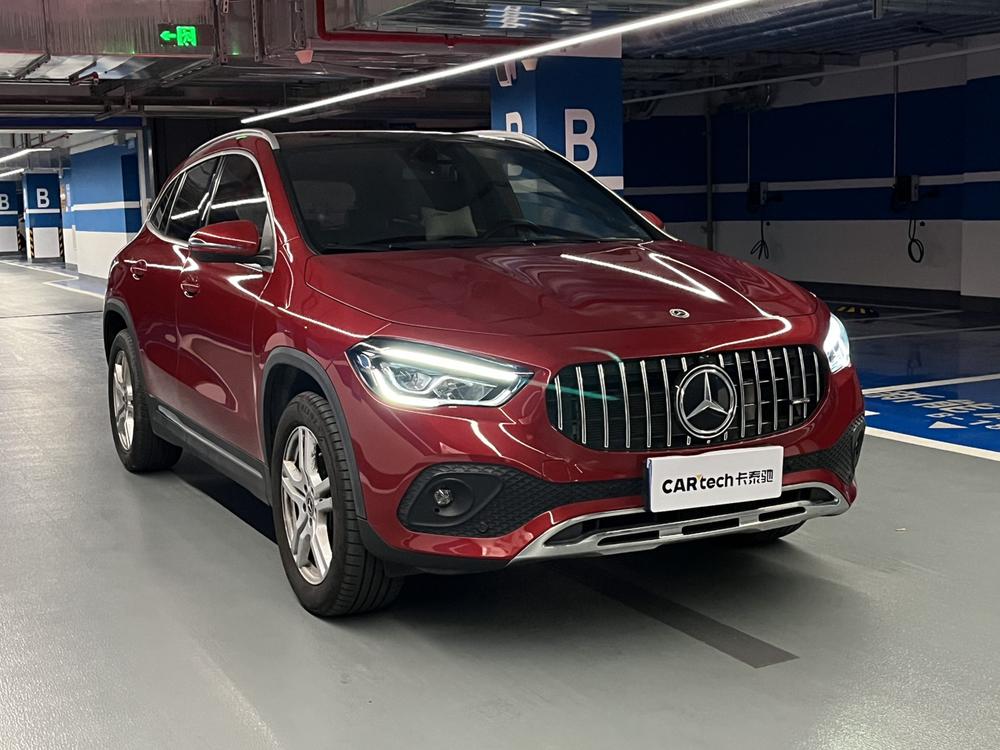 Mercedes-Benz Mercedes-Benz GLA