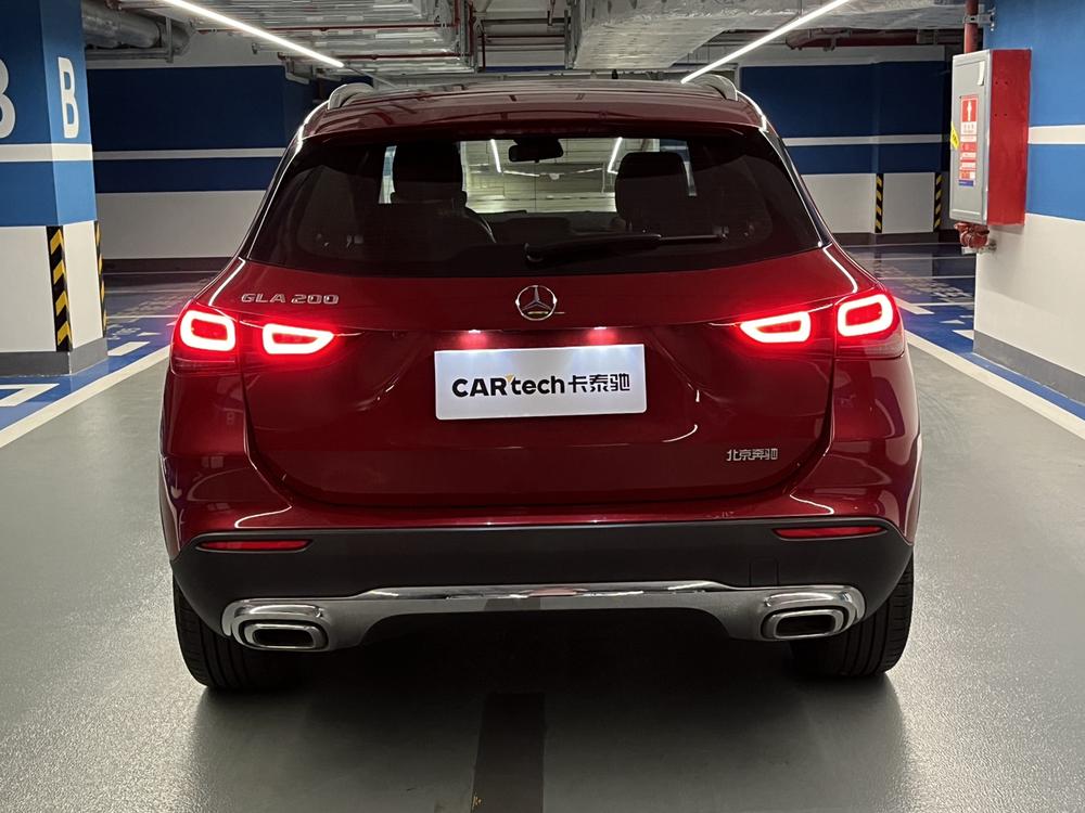 Mercedes-Benz Mercedes-Benz GLA