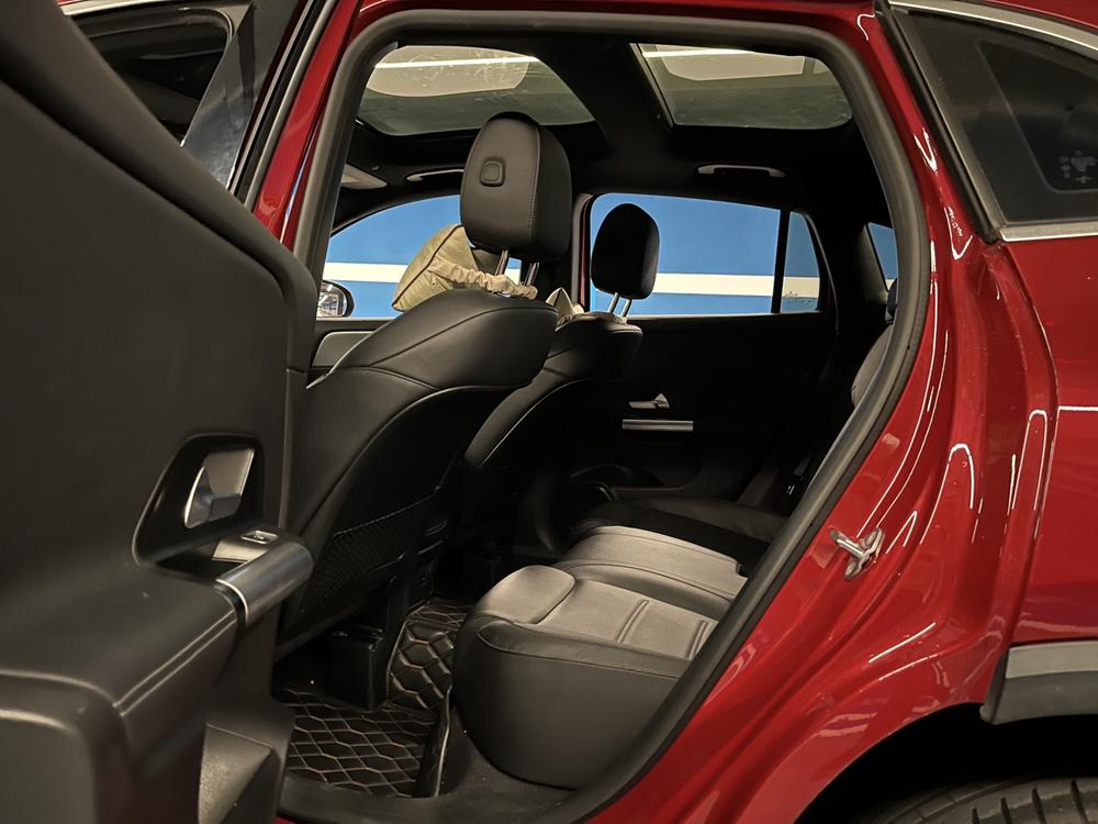 Mercedes-Benz Mercedes-Benz GLA