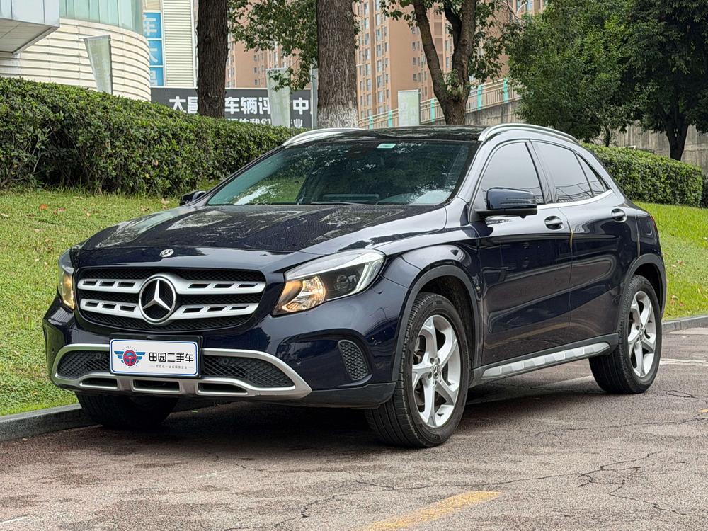 Mercedes-Benz Mercedes-Benz GLA