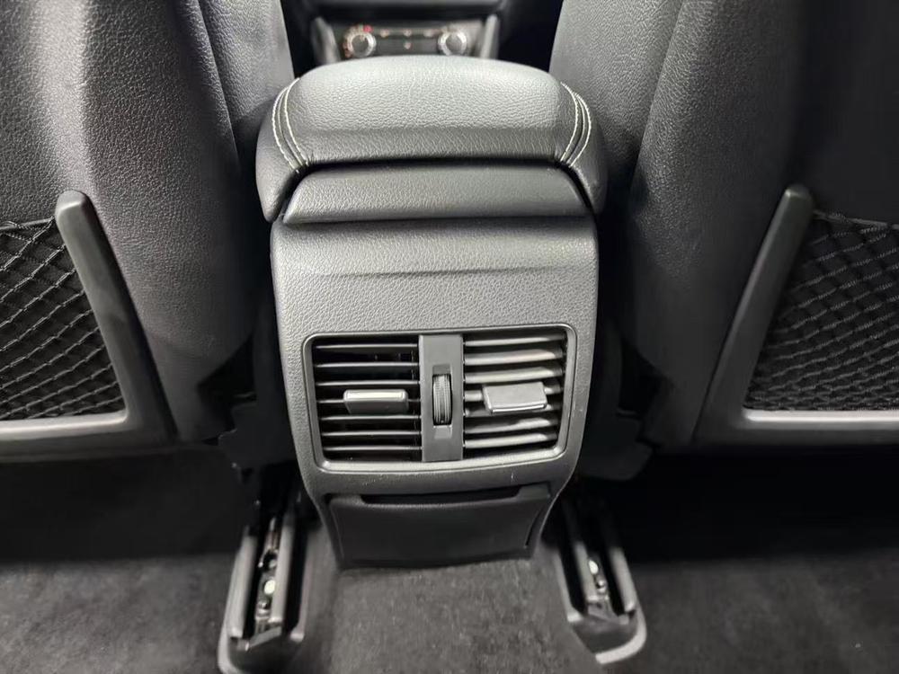 Mercedes-Benz Mercedes-Benz GLA