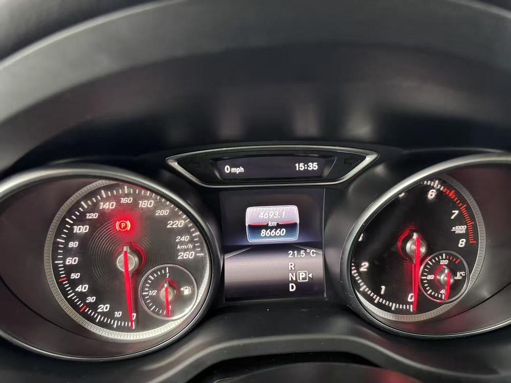 Mercedes-Benz Mercedes-Benz GLA