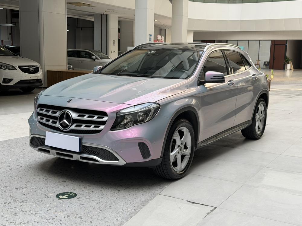Mercedes-Benz Mercedes-Benz GLA