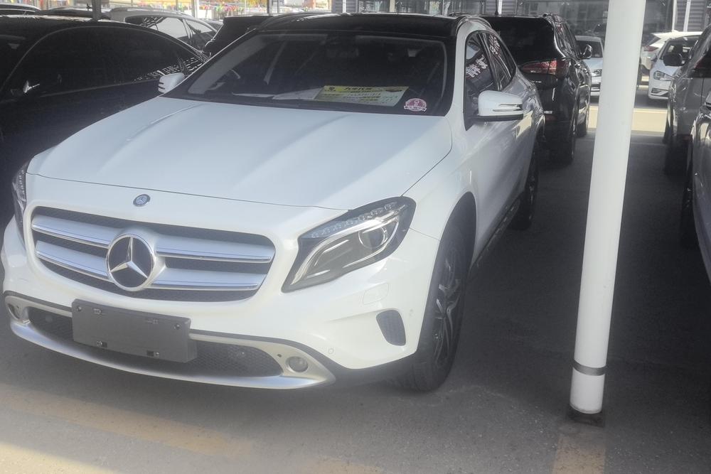 Mercedes-Benz Mercedes-Benz GLA