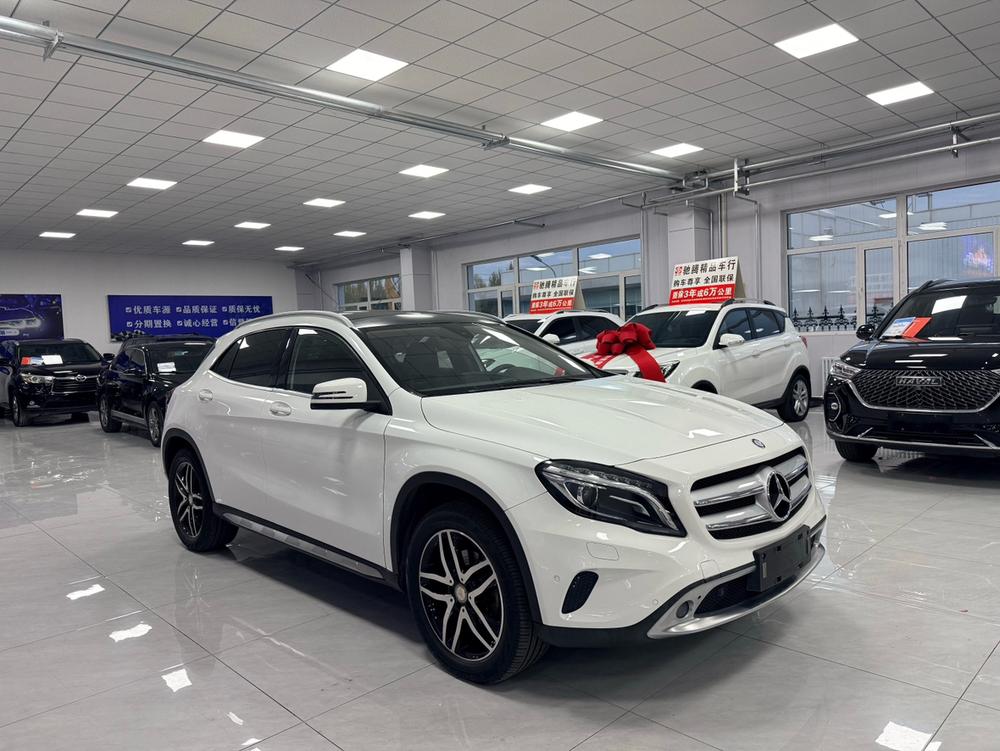 Mercedes-Benz Mercedes-Benz GLA