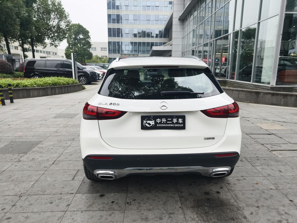 Mercedes-Benz Mercedes-Benz GLA