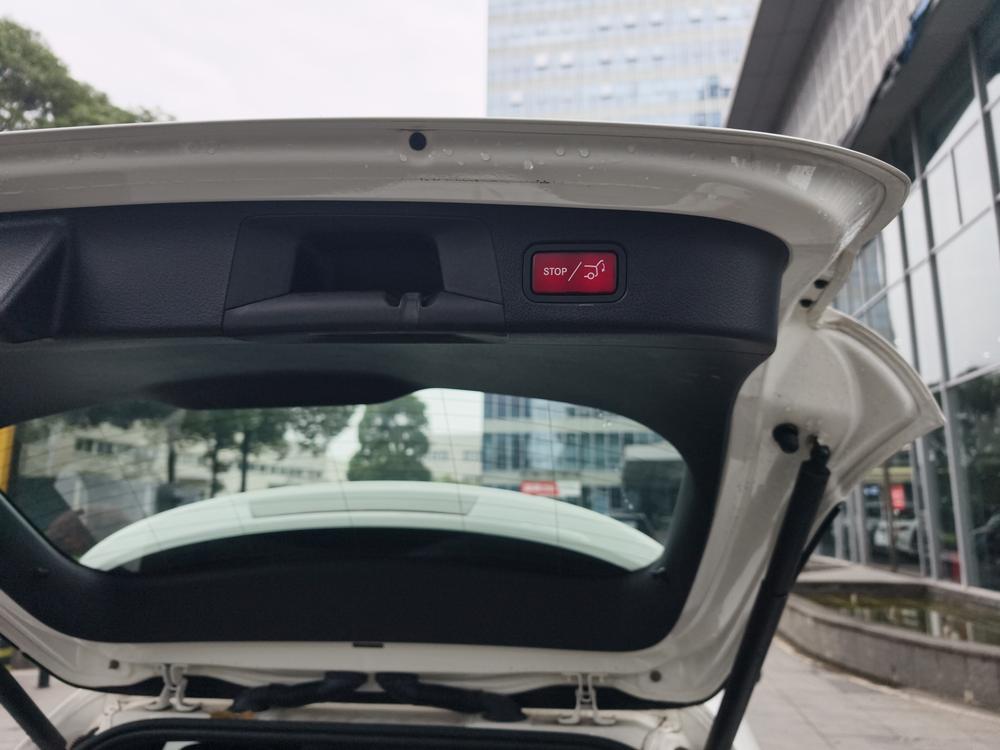 Mercedes-Benz Mercedes-Benz GLA