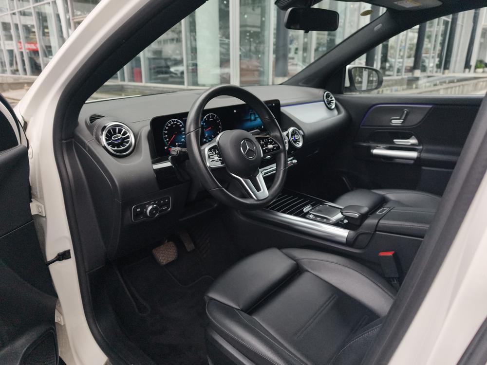 Mercedes-Benz Mercedes-Benz GLA
