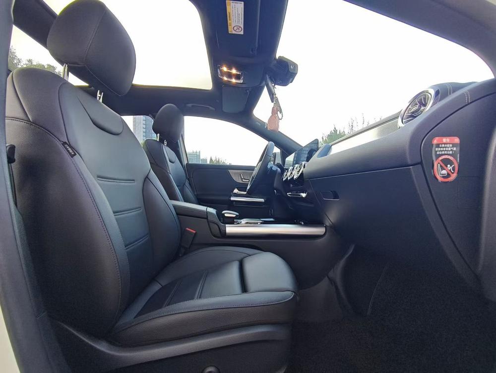 Mercedes-Benz Mercedes-Benz GLA