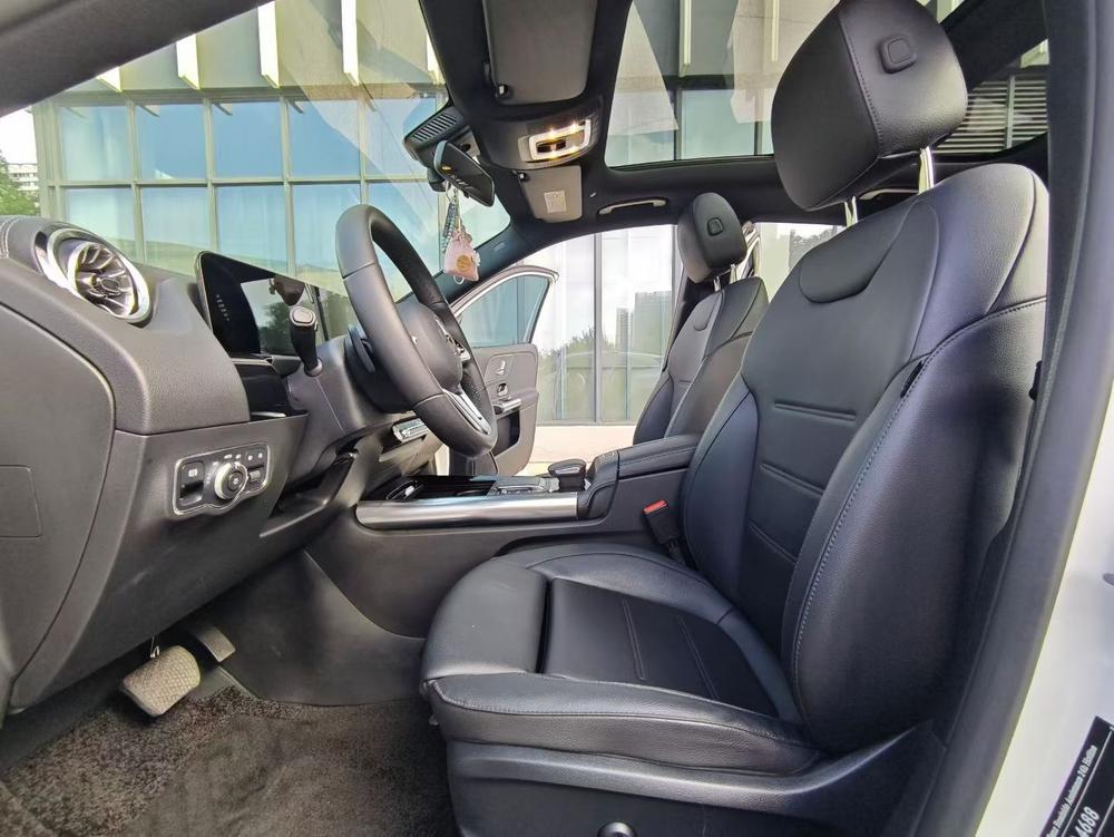 Mercedes-Benz Mercedes-Benz GLA