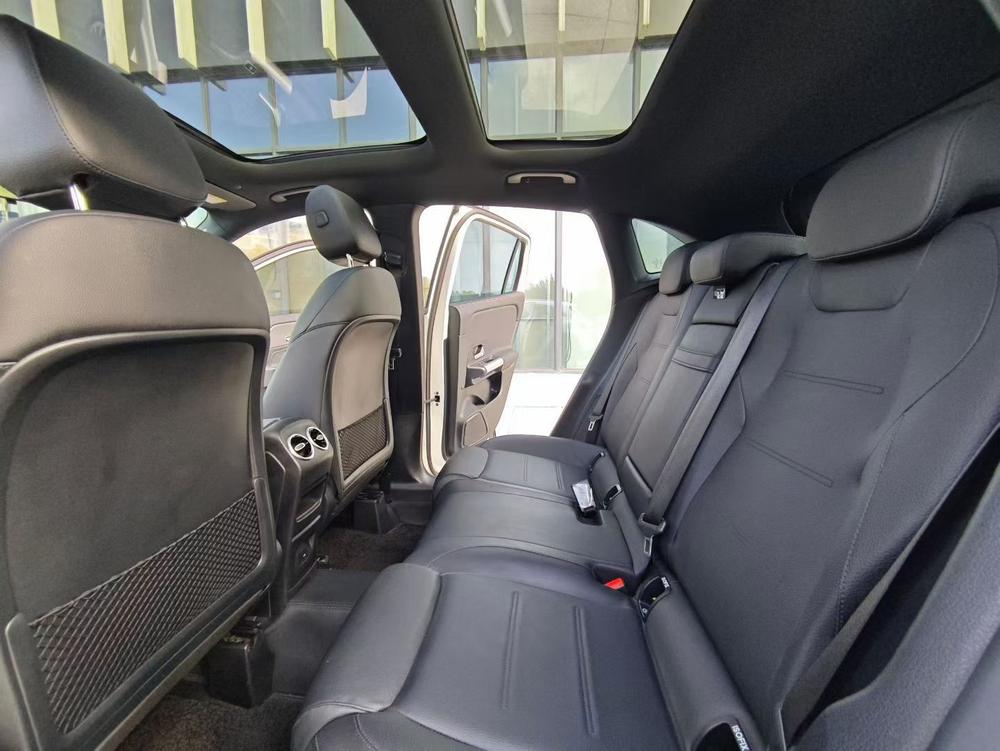 Mercedes-Benz Mercedes-Benz GLA