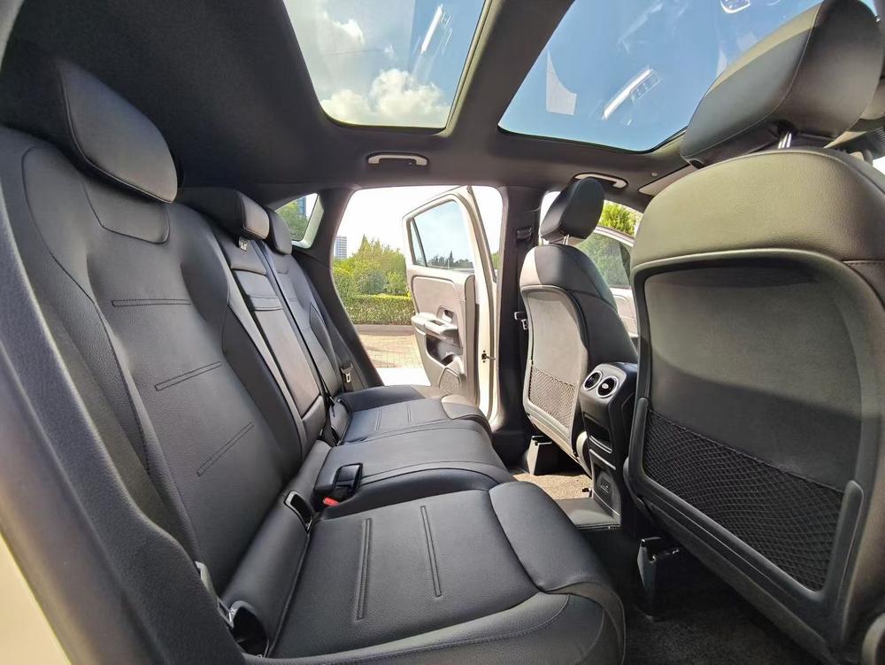 Mercedes-Benz Mercedes-Benz GLA