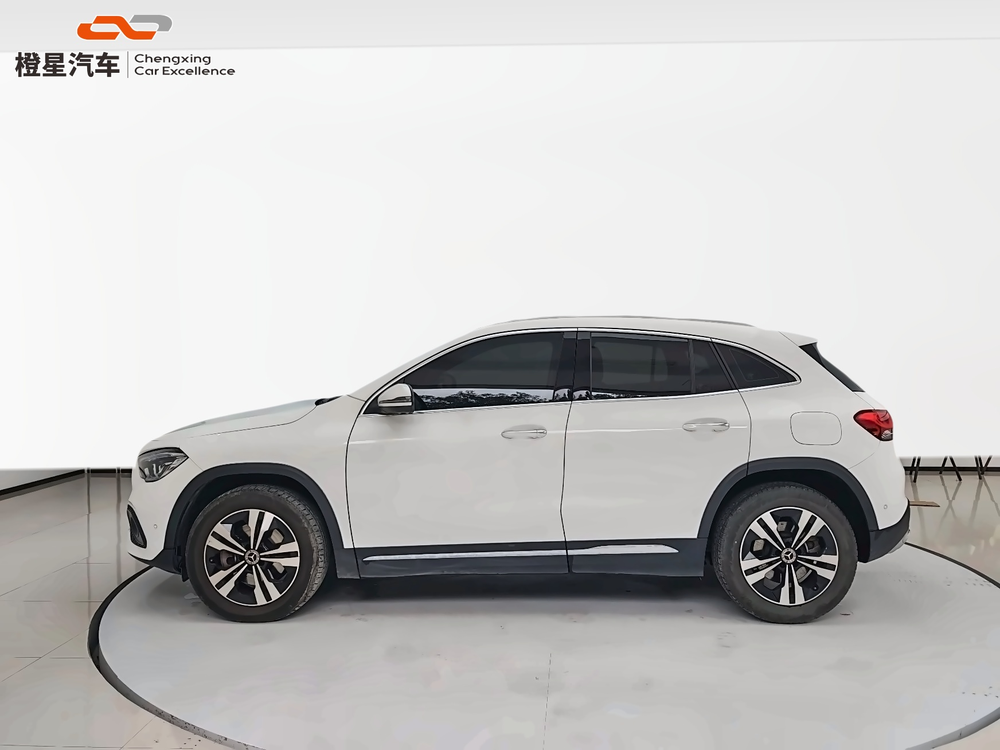 Mercedes-Benz Mercedes-Benz GLA