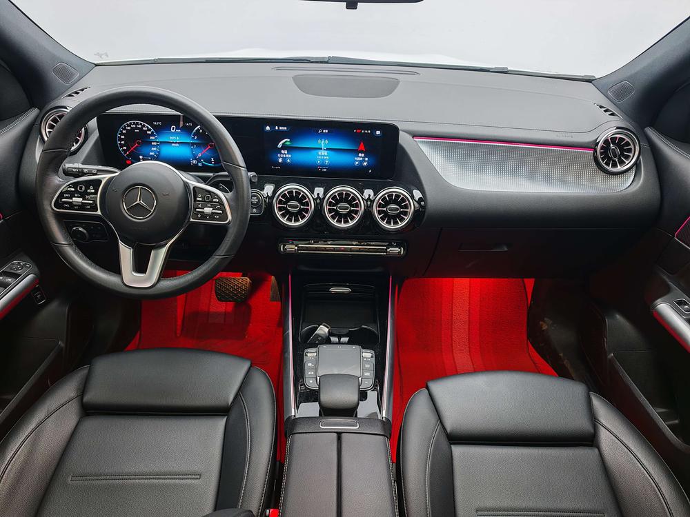 Mercedes-Benz Mercedes-Benz GLA