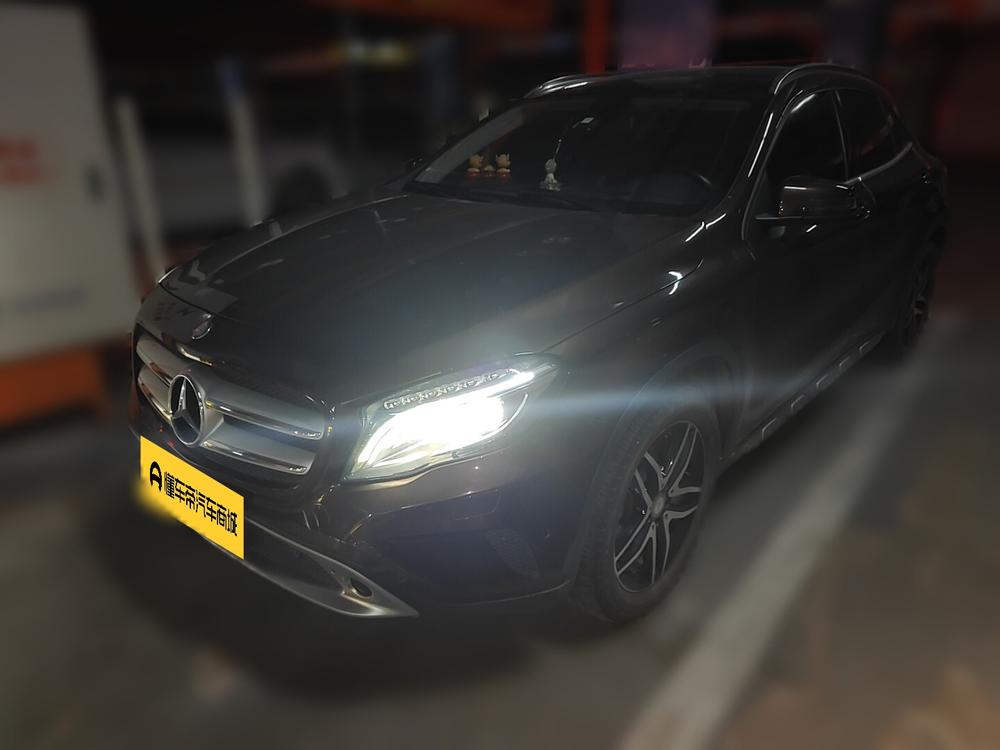 Mercedes-Benz Mercedes-Benz GLA
