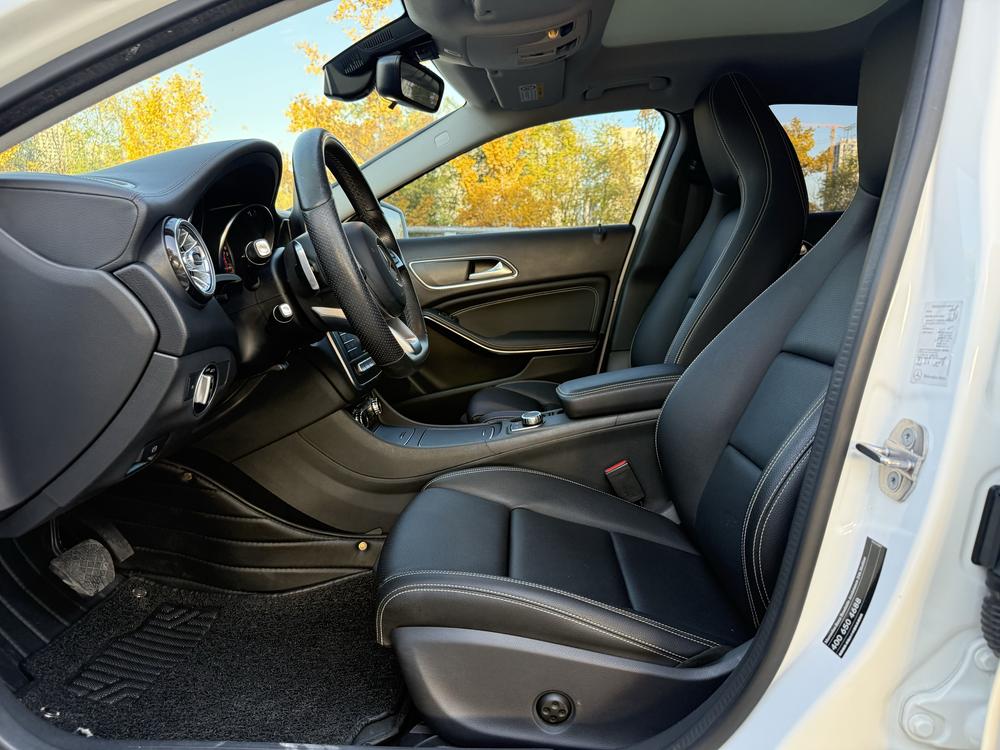 Mercedes-Benz Mercedes-Benz GLA