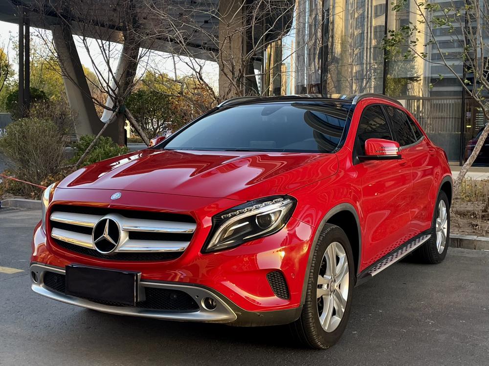 Mercedes-Benz Mercedes-Benz GLA