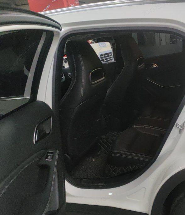 Mercedes-Benz Mercedes-Benz GLA